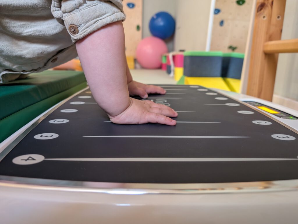 Galileo - Trainingsgerät bei Fritzi Physiotherapie für Kinder von Anne Tandler